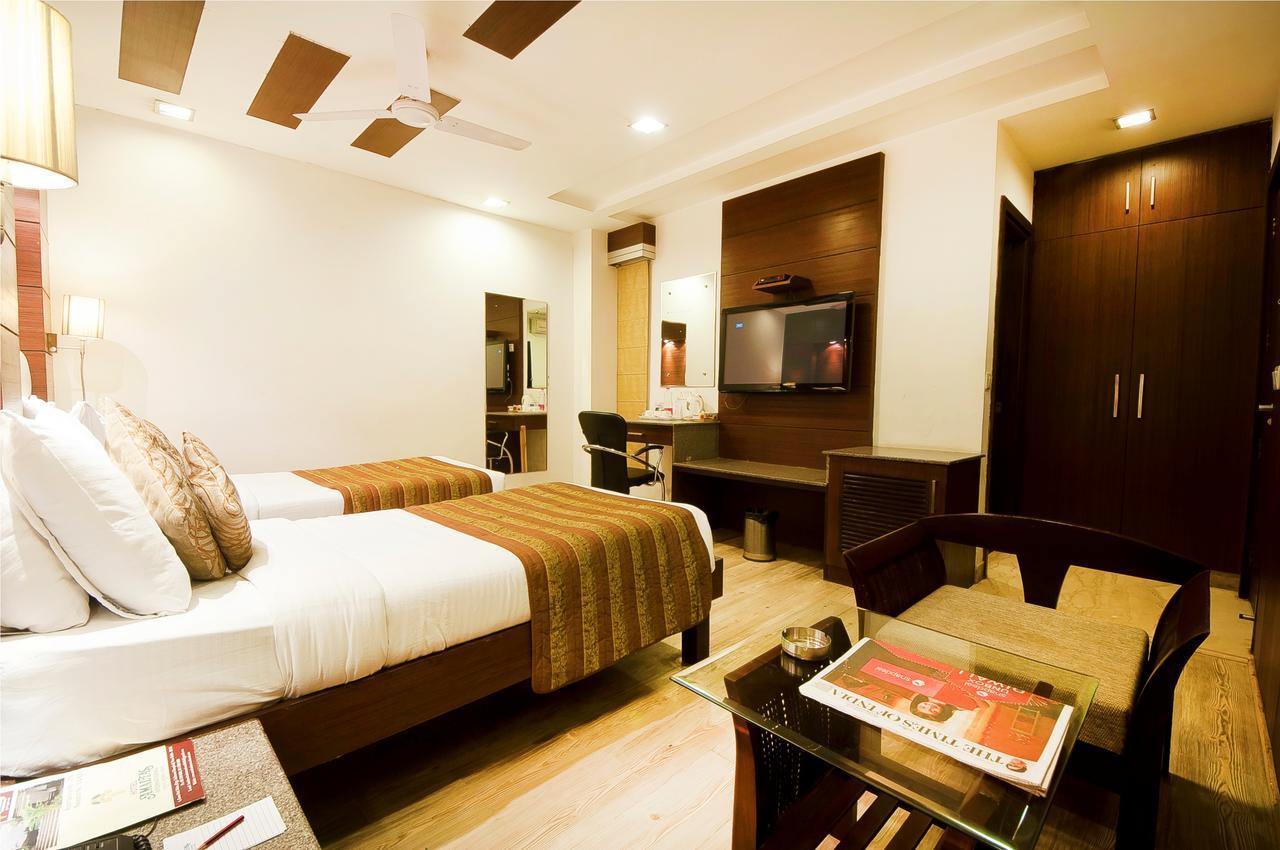 Hotel Amaltas International - Delhi-16 New Delhi Exterior foto