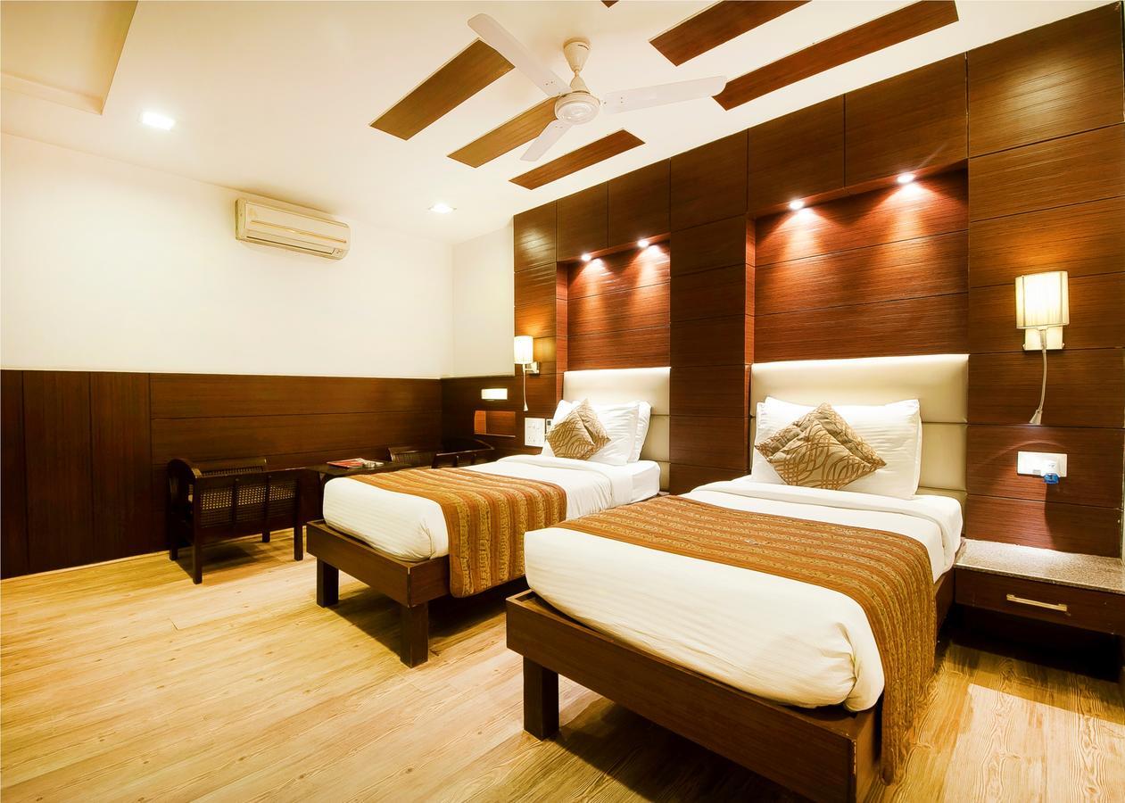 Hotel Amaltas International - Delhi-16 New Delhi Exterior foto